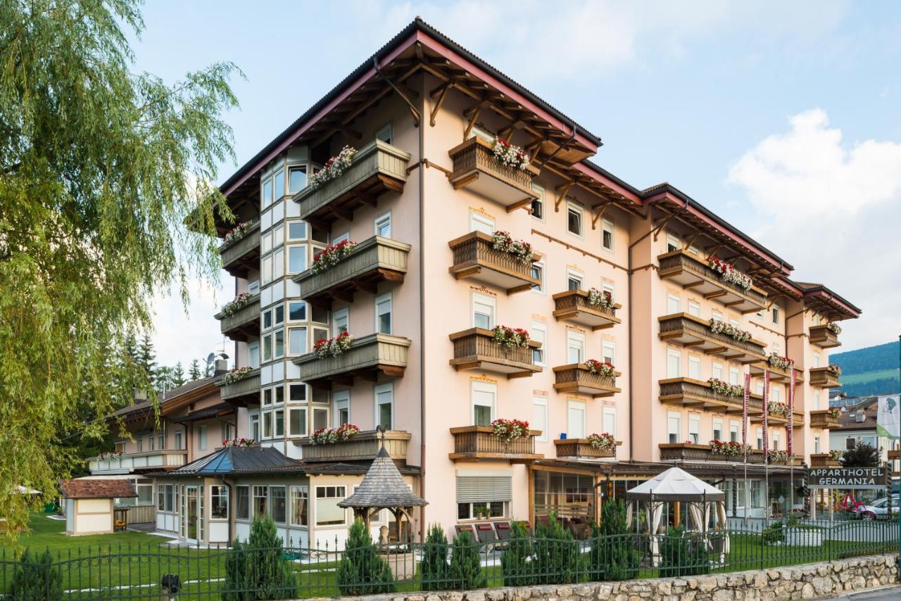 Apparthotel Germania Доббиако Экстерьер фото