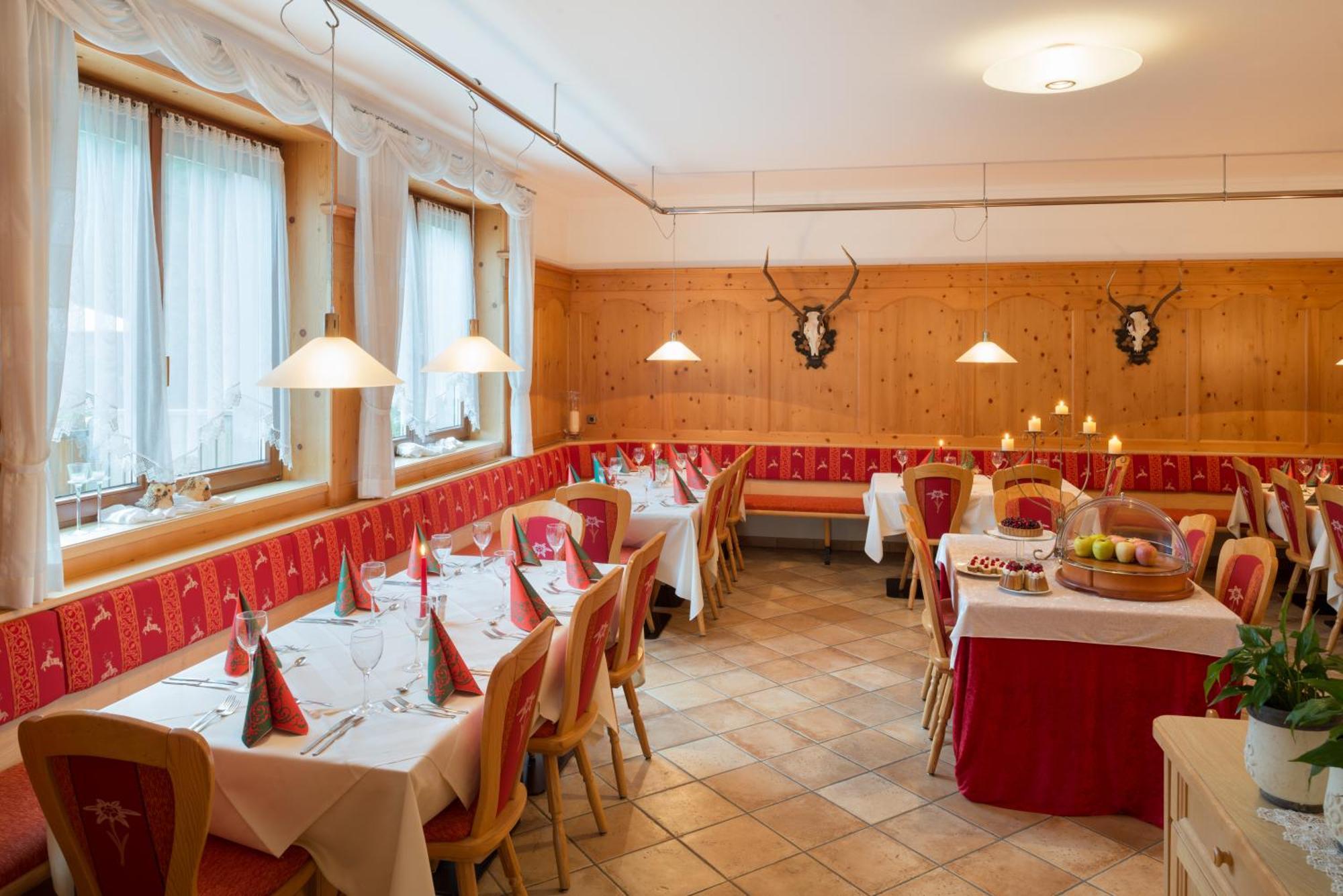Apparthotel Germania Доббиако Экстерьер фото